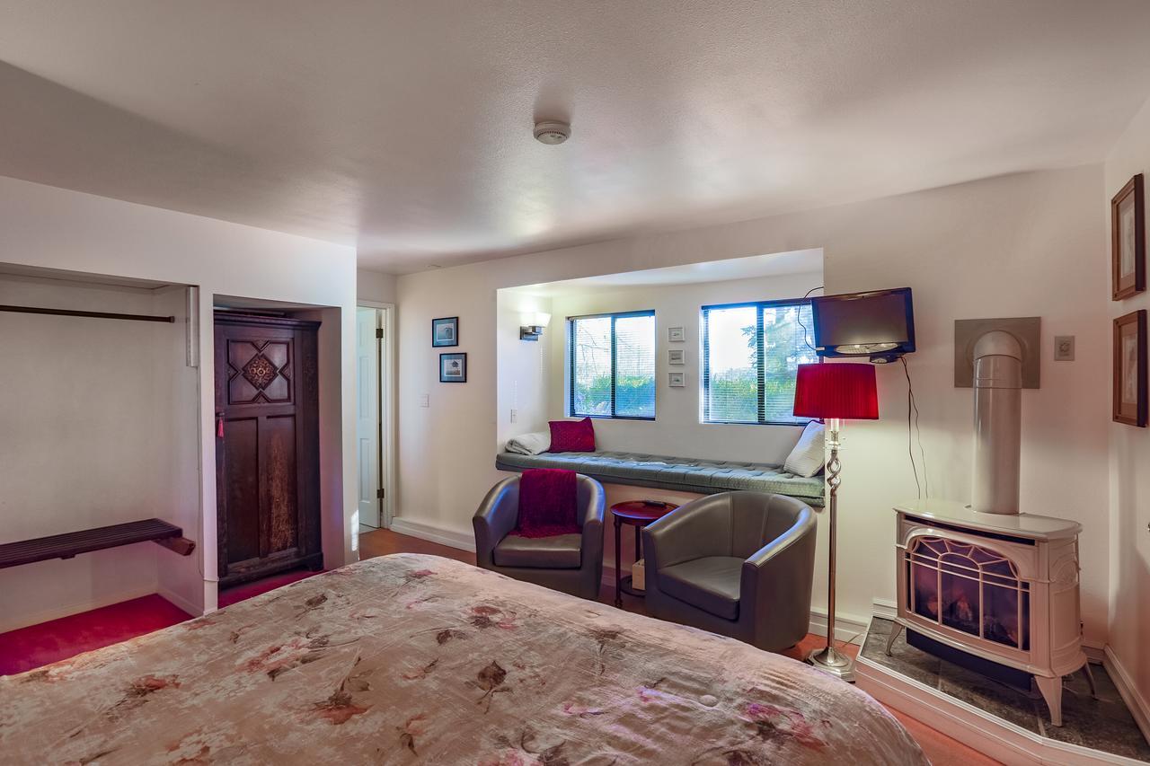 フライデー・ハーバー ヒルサイド ハウス ベッド ＆ ブレックファースト Bed & Breakfast エクステリア 写真