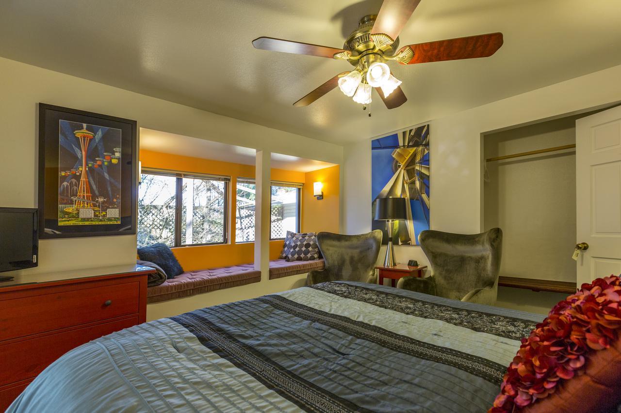 フライデー・ハーバー ヒルサイド ハウス ベッド ＆ ブレックファースト Bed & Breakfast エクステリア 写真