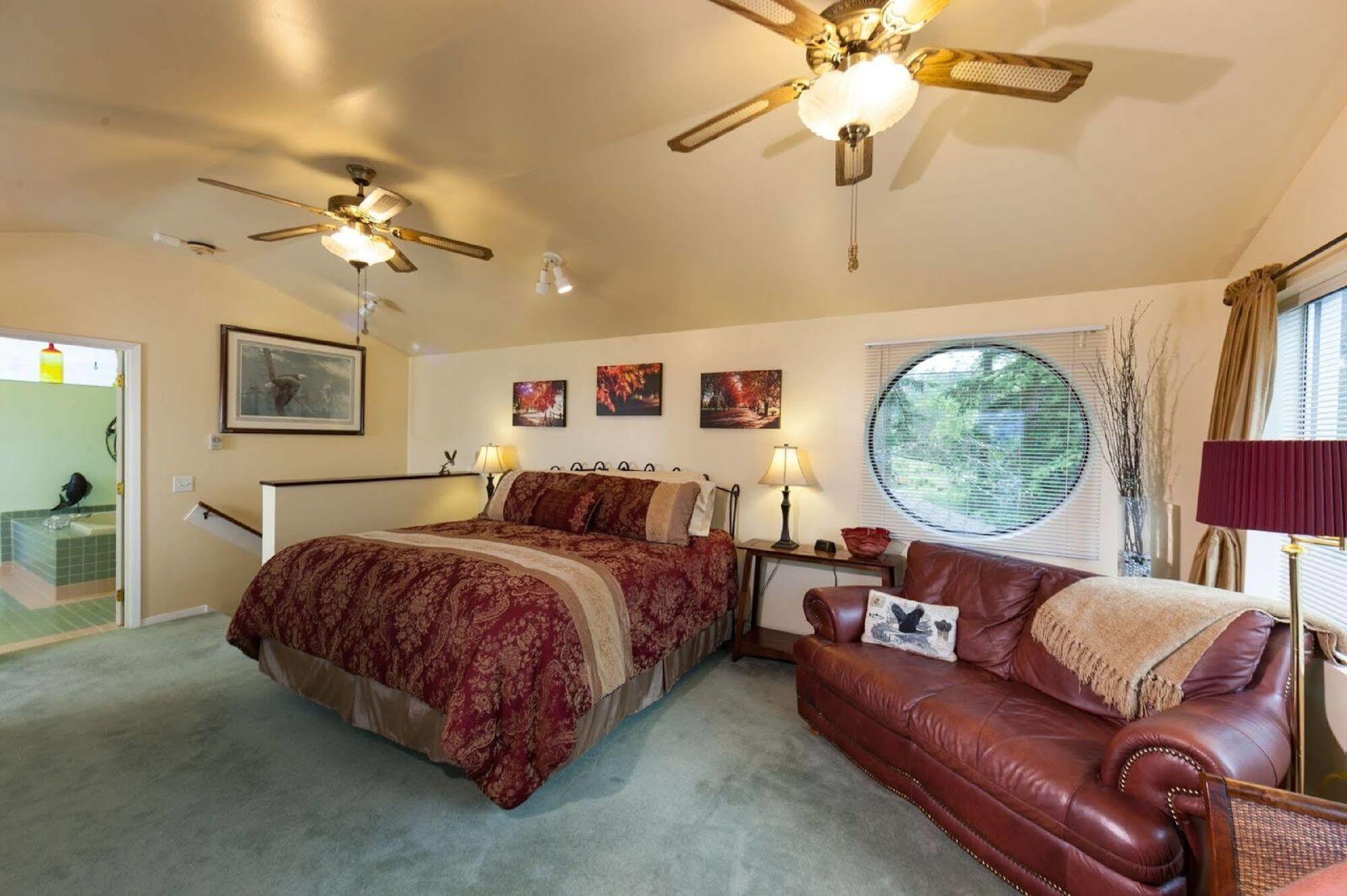 フライデー・ハーバー ヒルサイド ハウス ベッド ＆ ブレックファースト Bed & Breakfast エクステリア 写真