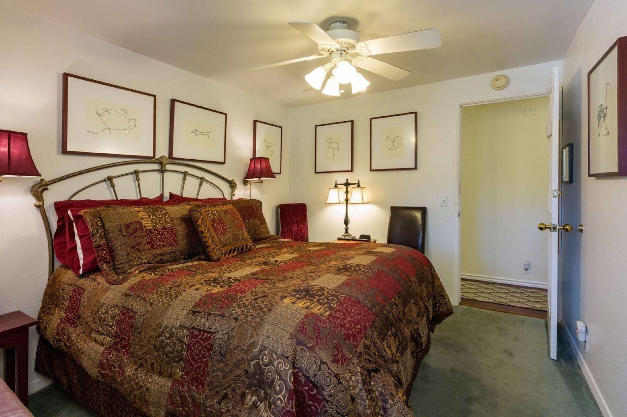 フライデー・ハーバー ヒルサイド ハウス ベッド ＆ ブレックファースト Bed & Breakfast エクステリア 写真