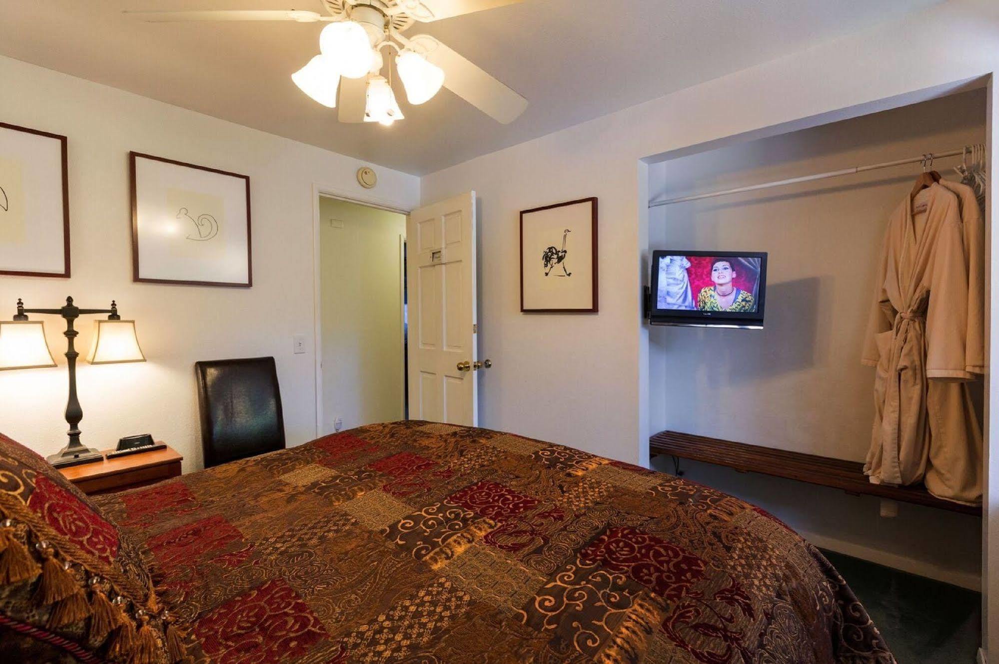 フライデー・ハーバー ヒルサイド ハウス ベッド ＆ ブレックファースト Bed & Breakfast エクステリア 写真