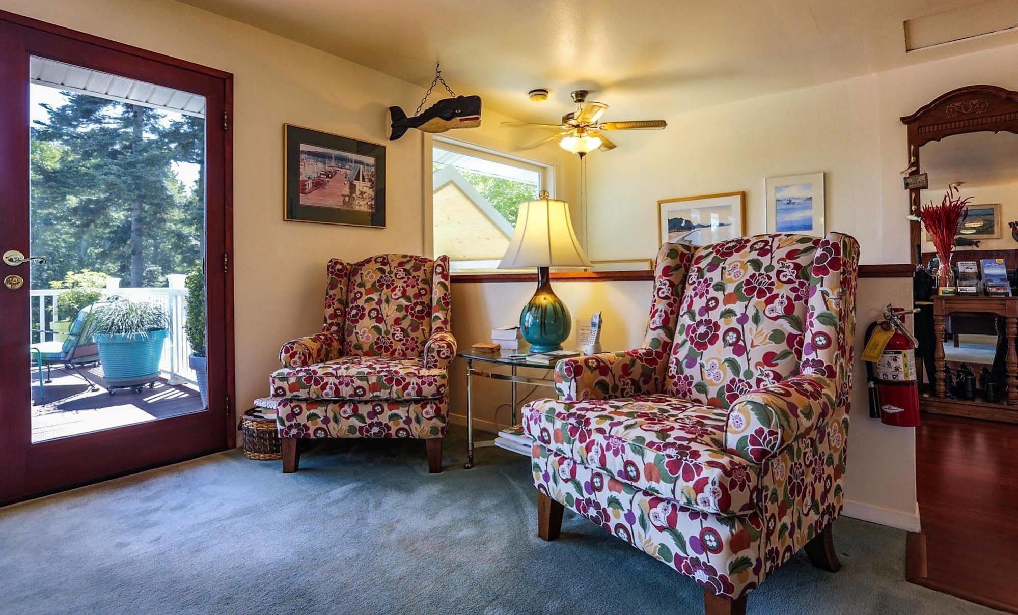 フライデー・ハーバー ヒルサイド ハウス ベッド ＆ ブレックファースト Bed & Breakfast エクステリア 写真